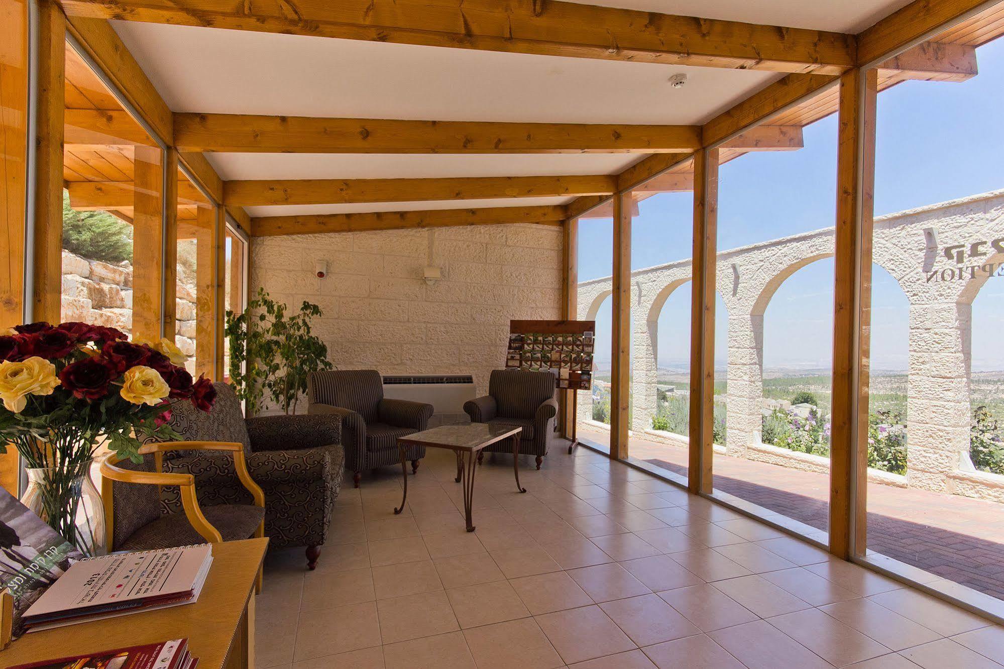 Shoresh Green Hills Family Suites Hotel Екстер'єр фото